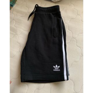 アディダス(adidas)のアディダス ハーフパンツ(ショートパンツ)