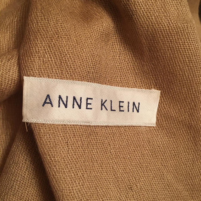 ANNE KLEIN(アンクライン)のアンクライン　キャメル　ショール  スカーフ　アフラー　カシミア混 レディースのファッション小物(マフラー/ショール)の商品写真