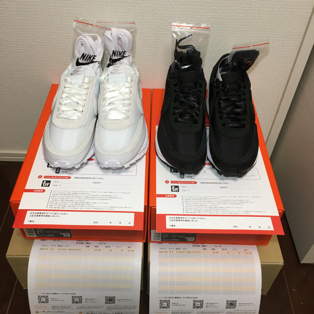 NIKE(ナイキ)の優しいパンダ君様2足セットNIKE×SACAI LDV WAFFLE 新品未使用 メンズの靴/シューズ(スニーカー)の商品写真