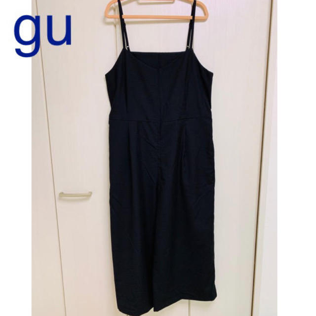 GU(ジーユー)の★gu オールインワン サロペット 黒 M レディースのパンツ(サロペット/オーバーオール)の商品写真