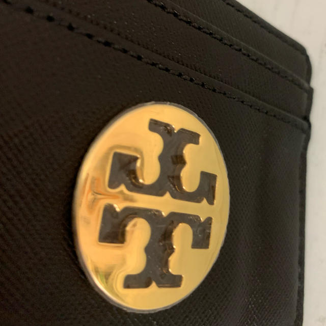 Tory Burch(トリーバーチ)のTory Burch トリーバーチ　パスケース　新品 レディースのファッション小物(名刺入れ/定期入れ)の商品写真