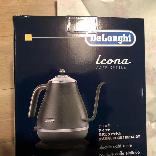 DeLonghi(デロンギ)の新品未開封　デロンギ カフェ電気ケトル スマホ/家電/カメラの生活家電(電気ケトル)の商品写真