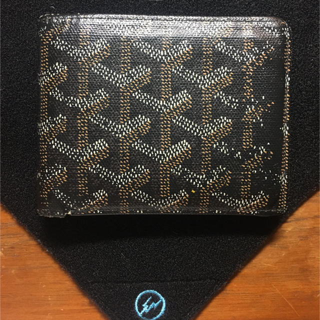 GOYARD(ゴヤール)のゴヤール　GOYARD 二つ折財布　小銭入無　札入　使用感強目　男性商品　中古 メンズのファッション小物(折り財布)の商品写真