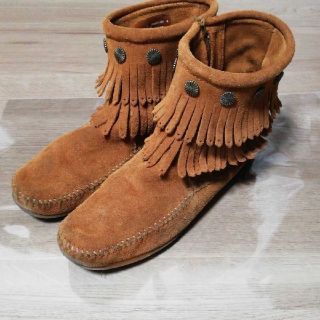 ミネトンカ(Minnetonka)のモカシン　ミネトンカ　ブーツ(ブーツ)