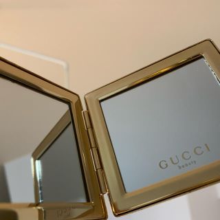 グッチ(Gucci)のグッチ☆GGマーク☆二つ折りミラー(ミラー)