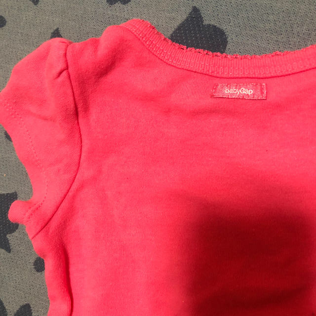 babyGAP(ベビーギャップ)のbaby GAP  ロンパース肌着 キッズ/ベビー/マタニティのベビー服(~85cm)(肌着/下着)の商品写真