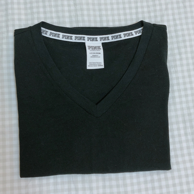 Victoria's Secret(ヴィクトリアズシークレット)のVictoria's secret Tシャツ3枚 レディースのトップス(Tシャツ(半袖/袖なし))の商品写真