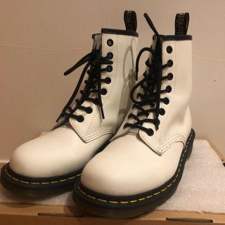 【pxpx様専用】Dr.Martens 編み上げブーツ 8ホール ホワイト(ブーツ)