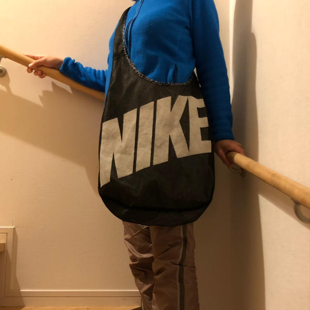 NIKE(ナイキ)の✨NIKE✨ボディバッグ（肩掛けバッグ） メンズのバッグ(ボディーバッグ)の商品写真