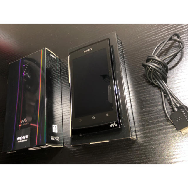 SONY(ソニー)のSONY ウォークマン Zシリーズ NW-Z1050(B) スマホ/家電/カメラのオーディオ機器(ポータブルプレーヤー)の商品写真