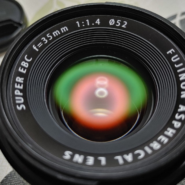 富士フイルム(フジフイルム)のフジノンレンズ XF35mmF1.4 R　 スマホ/家電/カメラのカメラ(レンズ(単焦点))の商品写真