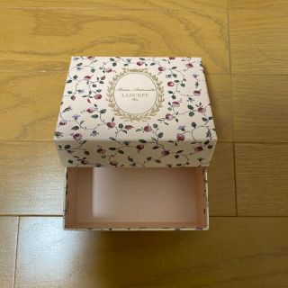 ラデュレ(LADUREE)のLADUREE 空箱(小物入れ)