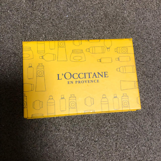 L'OCCITANE(ロクシタン)のロクシタン あぶらとり紙 コスメ/美容のメイク道具/ケアグッズ(あぶらとり紙)の商品写真