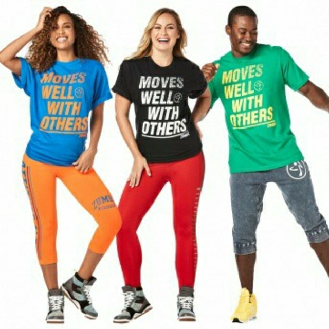 Zumba(ズンバ)の3PK大幅値下Zumba Moves Well With OthersTシャツ メンズのトップス(Tシャツ/カットソー(半袖/袖なし))の商品写真