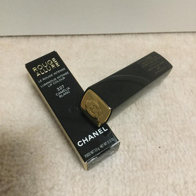 CHANEL(シャネル)のシャネル　ルージュ　アリュール　327  リップスティック コスメ/美容のベースメイク/化粧品(口紅)の商品写真