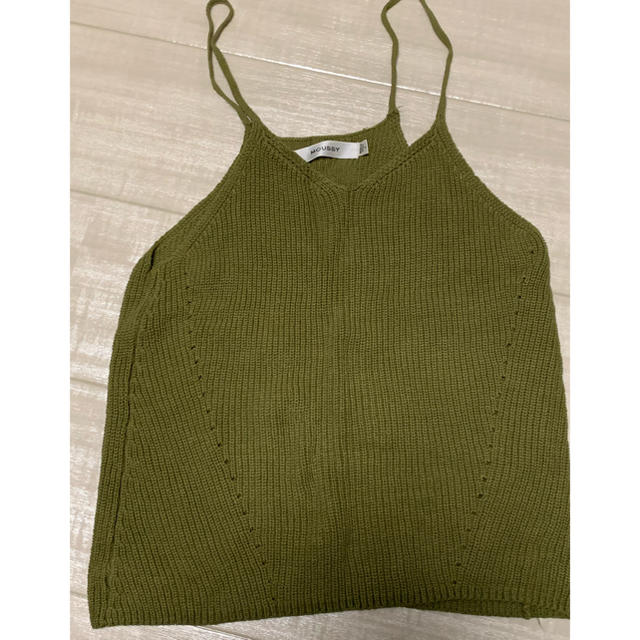 moussy(マウジー)のmoussy キャミソール　カーキ　夏服　トップス　レディース　マウジー レディースのトップス(キャミソール)の商品写真