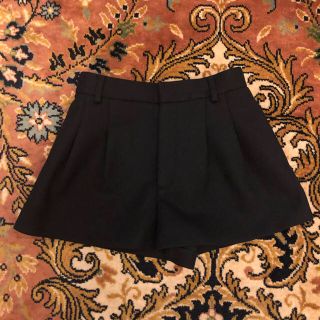 レッドヴァレンティノ パンツ ショートパンツ(レディース)の通販 51点