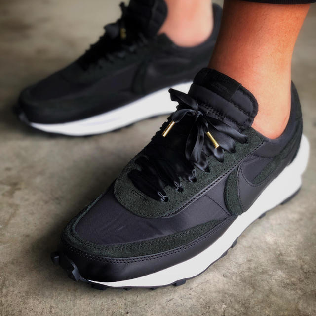 nike sacai satin