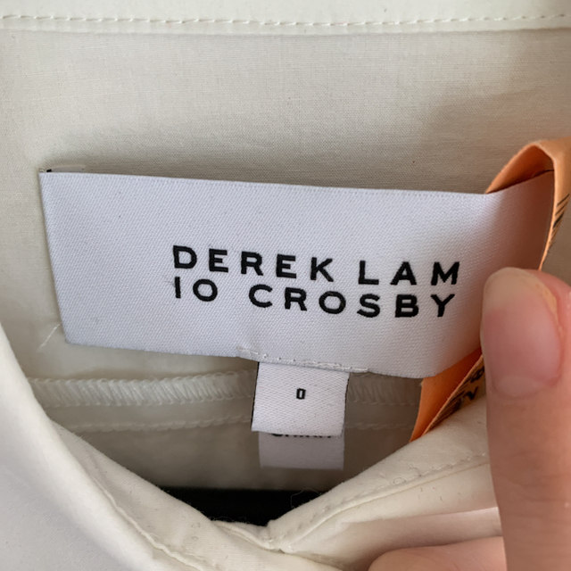 DEREK LAM(デレクラム)の10クロスビーデレクラム　DEREK LAMシャツ レディースのトップス(シャツ/ブラウス(半袖/袖なし))の商品写真