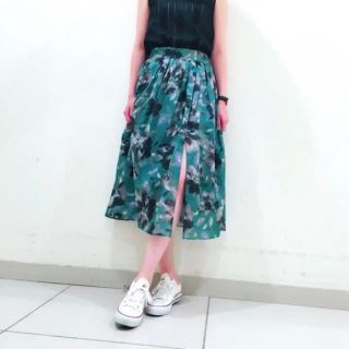 ジルスチュアート(JILLSTUART)の値下げジルスチュアート JILLSTUART  ピクセルフラワーロングスカート (ロングスカート)