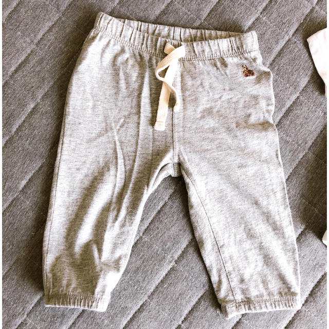 babyGAP(ベビーギャップ)のgapセット キッズ/ベビー/マタニティのベビー服(~85cm)(ロンパース)の商品写真