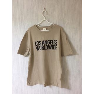 エイチアンドエム(H&M)のトップス　Tシャツ(Tシャツ/カットソー(半袖/袖なし))