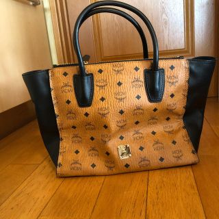 エムシーエム(MCM)のMCMハンドバッグ(ハンドバッグ)