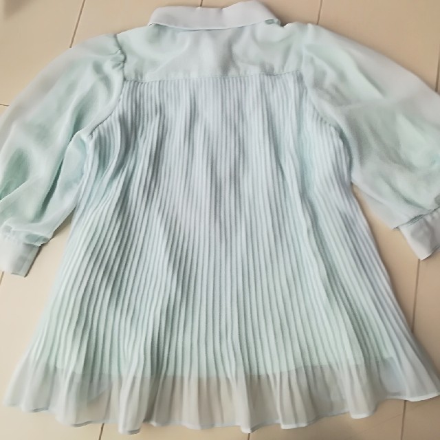 ANNA SUI mini(アナスイミニ)のANNA SUIミニ　ブラウス　120 キッズ/ベビー/マタニティのキッズ服女の子用(90cm~)(Tシャツ/カットソー)の商品写真