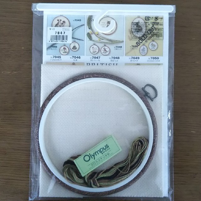 OLYMPUS(オリンパス)の刺繍キット 額クロス・ステッチ 仔猫 OLYMPUS ハンドメイドの素材/材料(その他)の商品写真
