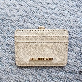 ジルスチュアート(JILLSTUART)のJILLSTUARTパスケース(名刺入れ/定期入れ)