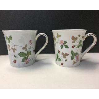 ウェッジウッド(WEDGWOOD)の新品未使用品　ウェッジウッド　ワイルドストロベリー  マグ　ペア(グラス/カップ)