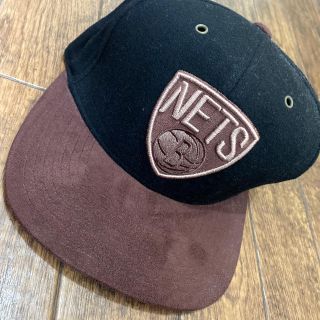 ミッチェルアンドネス(MITCHELL & NESS)のMitchel & Ness NETS ブラウン　キャップ　コーデュロイ(キャップ)