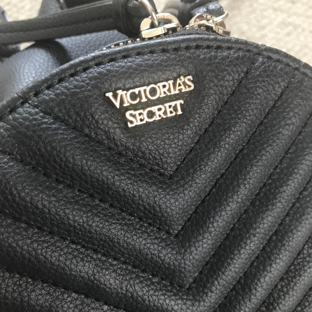 Victoria's Secret(ヴィクトリアズシークレット)のヴィクトリアズシークレット☆チェーンリュック！ レディースのバッグ(リュック/バックパック)の商品写真