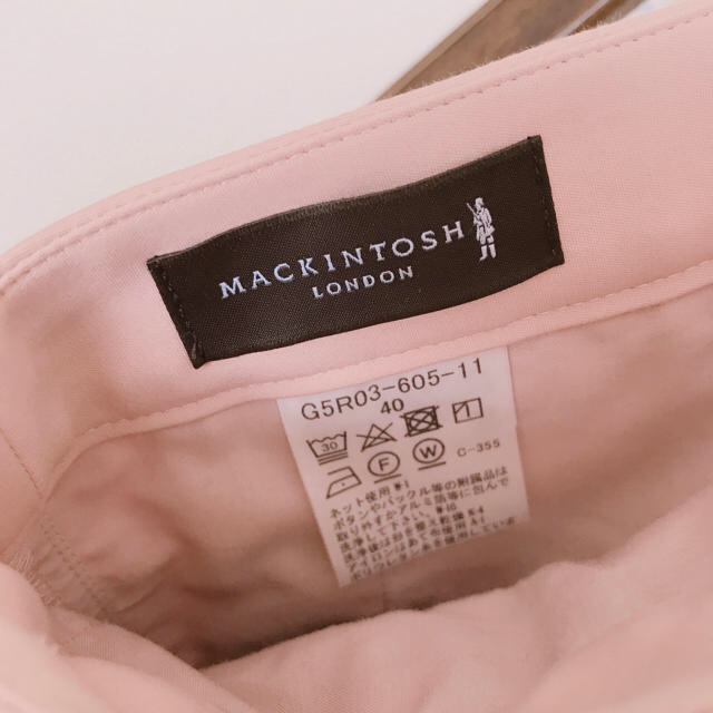 MACKINTOSH PHILOSOPHY(マッキントッシュフィロソフィー)の春色🌸マッキントッシュ　ピンクベージュ　パンツ レディースのパンツ(クロップドパンツ)の商品写真