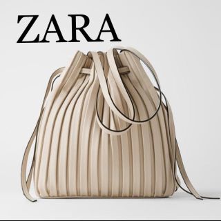 ザラ(ZARA)のZARA♡新品★プリーツ加工入りバケットバッグ(ハンドバッグ)