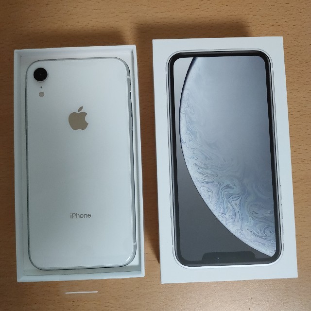 iPhone XR 64GB ホワイト