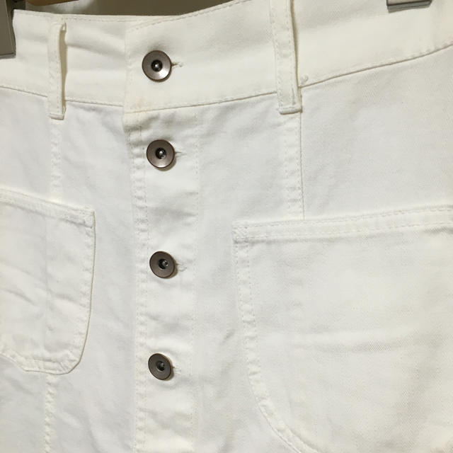 w closet(ダブルクローゼット)のW closetの白スカート レディースのスカート(ひざ丈スカート)の商品写真