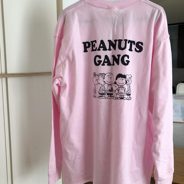 GU(ジーユー)のGU SNOOPY コットンビッグT ピンク PINK PEANUTS 値下げ中 メンズのトップス(Tシャツ/カットソー(七分/長袖))の商品写真