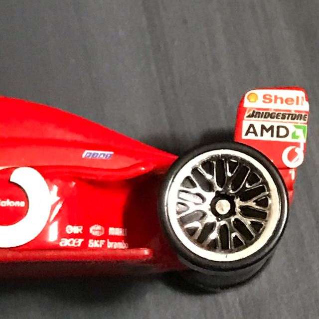 TOMMY(トミー)のHot Wheels ホットウィール Ferrari Formula1エラー品 エンタメ/ホビーのおもちゃ/ぬいぐるみ(模型/プラモデル)の商品写真