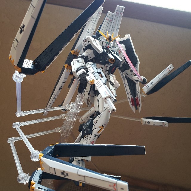 完成品 RG ν GUNDAM ニュー ガンダム Wフィンファンネル拡張ユニット 1