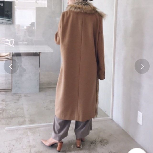 Ameri VINTAGE(アメリヴィンテージ)のFUR DOCKING COAT レディースのジャケット/アウター(毛皮/ファーコート)の商品写真