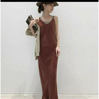 アパルトモンドゥーズィエムクラス(L'Appartement DEUXIEME CLASSE)のL'Appartement OZMA CAMI MAXI DRESS 新品(ロングワンピース/マキシワンピース)