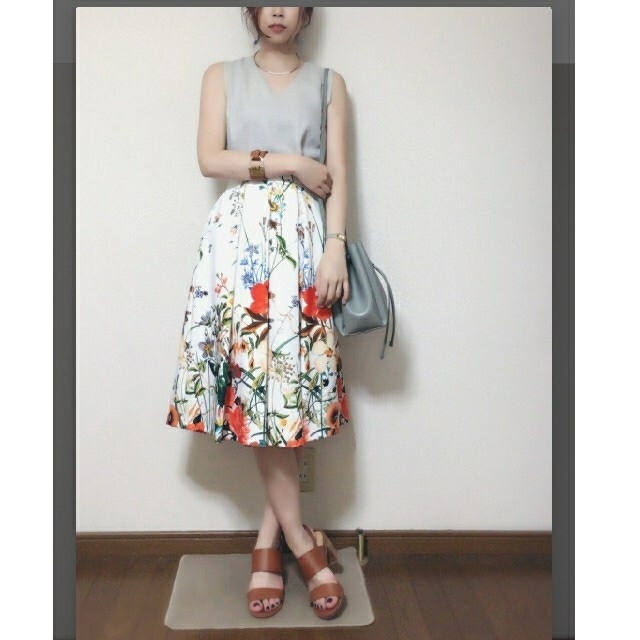 【ZARA】ザラ ボタニカル 花柄 スカート