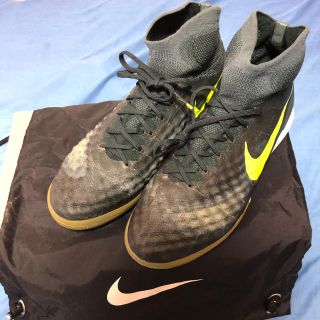 ナイキ　NIKE MAGISTAX PROXIMO SE IC サイズ28cm