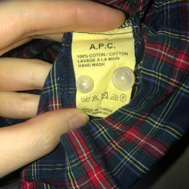 A.P.C(アーペーセー)のA.P.C チェック　フリルシャツ レディースのトップス(シャツ/ブラウス(長袖/七分))の商品写真