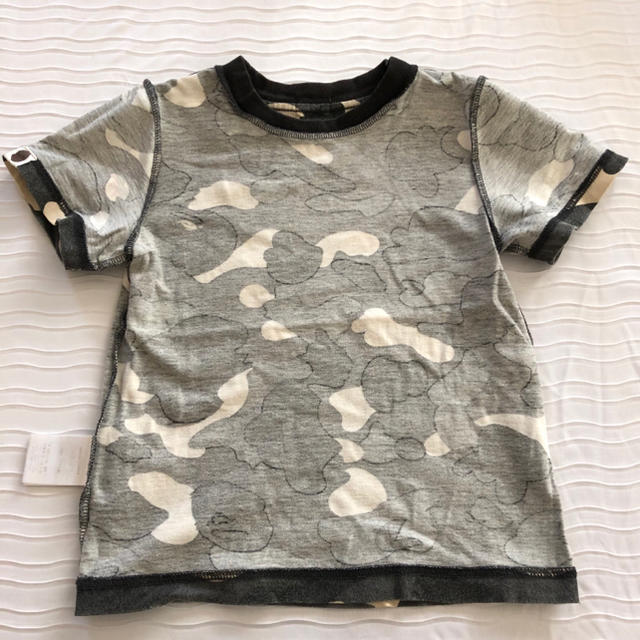 A BATHING APE(アベイシングエイプ)のbape kids 100cm Tシャツ 半袖 シャーク迷彩 エイプ キッズ キッズ/ベビー/マタニティのキッズ服男の子用(90cm~)(Tシャツ/カットソー)の商品写真