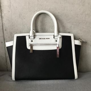 マイケルコース(Michael Kors)の【新品】MichaelKors ハンドバッグ(ハンドバッグ)