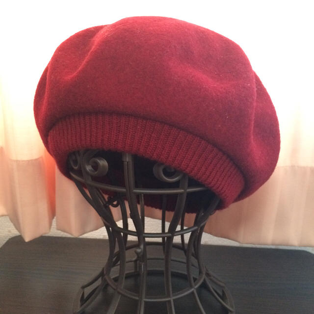 赤ベレー帽 レディースの帽子(ハンチング/ベレー帽)の商品写真