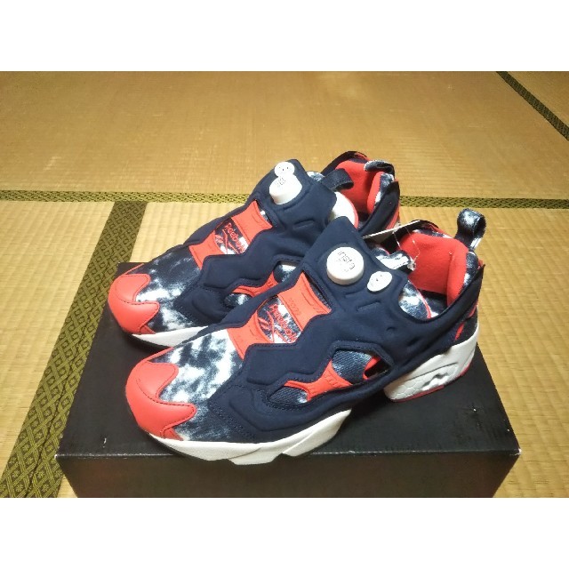 atmos(アトモス)のREEBOK INSTA PUMP FURY ATMOS AWD 25cm メンズの靴/シューズ(スニーカー)の商品写真