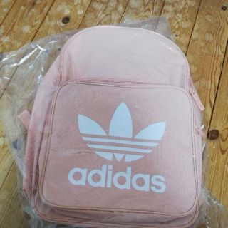 アディダス(adidas)のadidas original　ピンクリュック　完売品(リュック/バックパック)